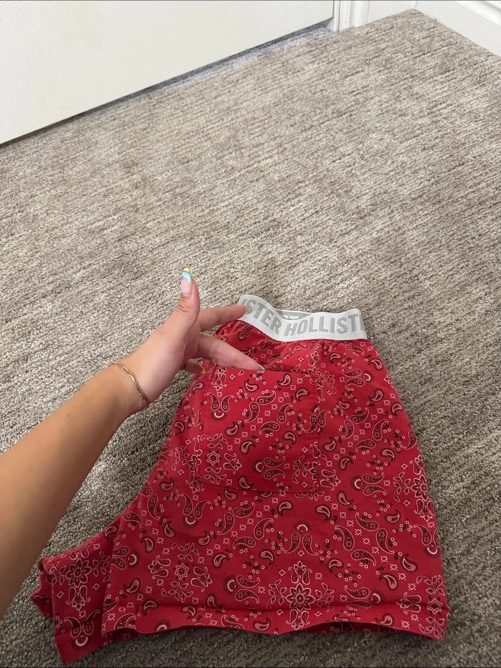Hollister soft logo easy